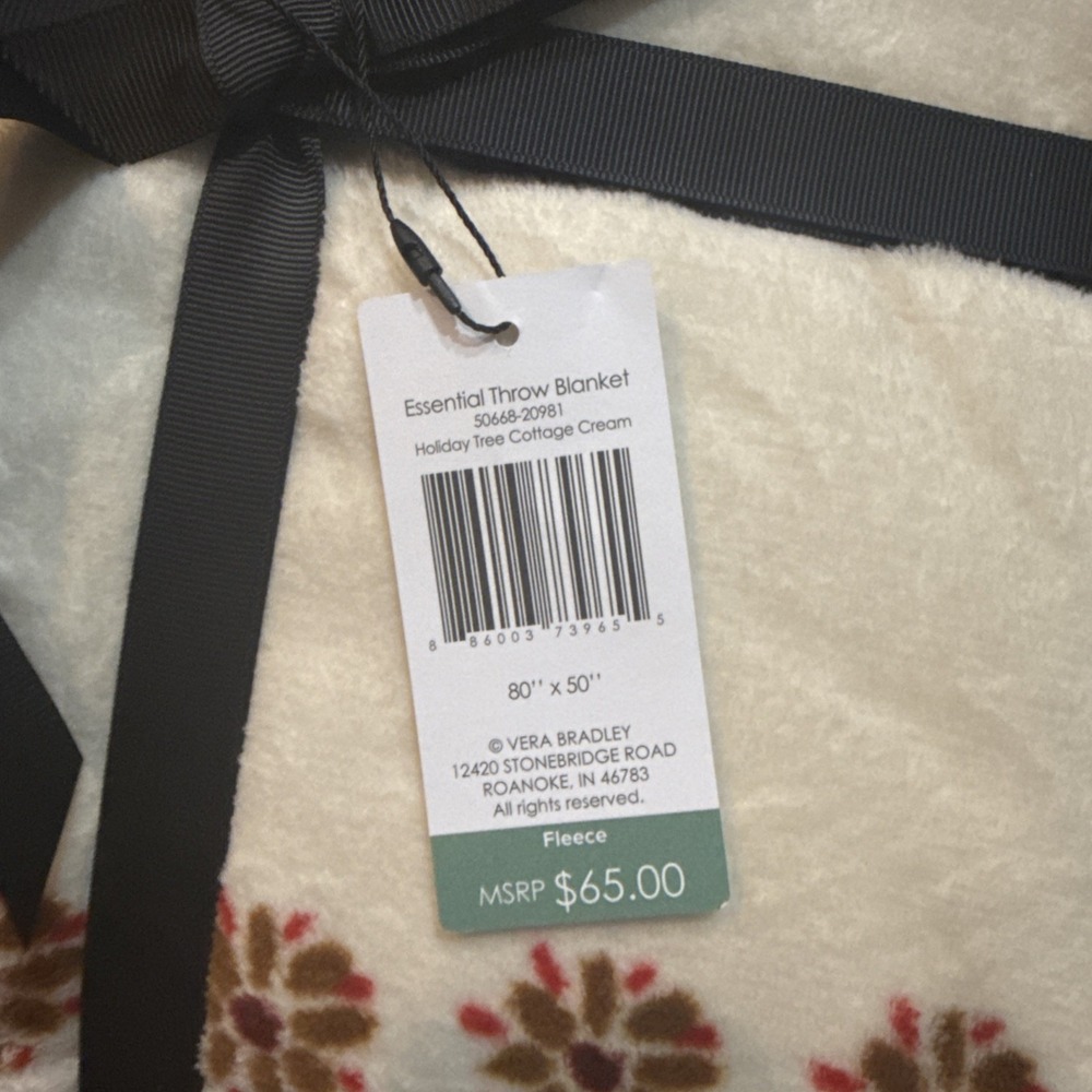 Vera Bradley Throw Blanket Holiday Tree Cottage Cream 80 X 50 inch NEW Sealed - Picture 5 of 5